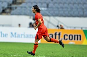 记者：国足最弱是后腰，既无李铁这样拦截型&amp;也无郑智这样全能型