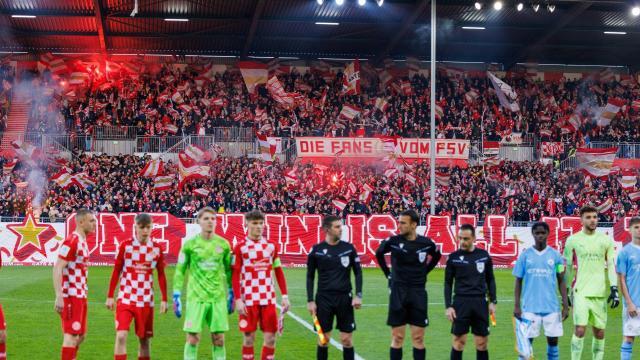 美因茨与拜仁创造历史！德甲靠U19队捍卫欧战荣誉