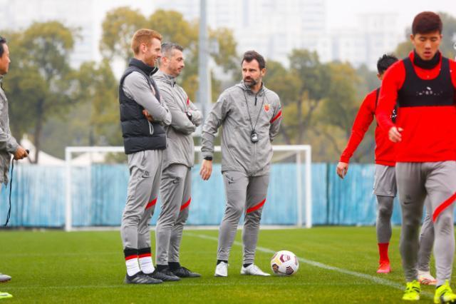 开云体育-莱科见面会宣言：我为冒险而来！期待克罗地亚德比